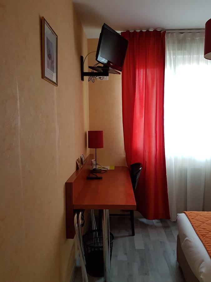 Logis Hotel Le Florina Sainte-Florine Dış mekan fotoğraf
